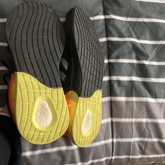 Mens adidas shoes like new - Picture 3 of 3